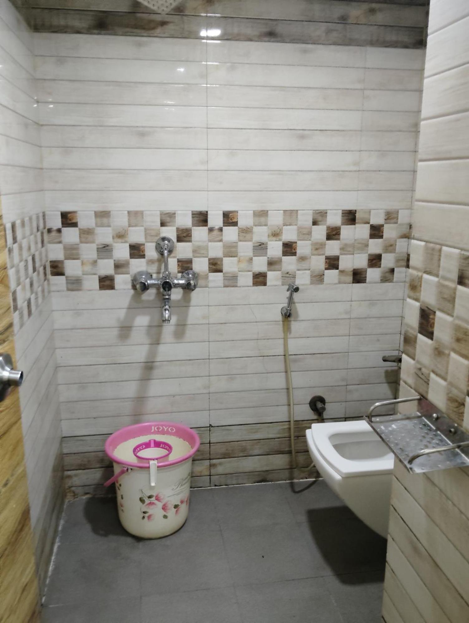 Hotel Crystal Park Near Nesco Exhibition Center ムンバイ エクステリア 写真